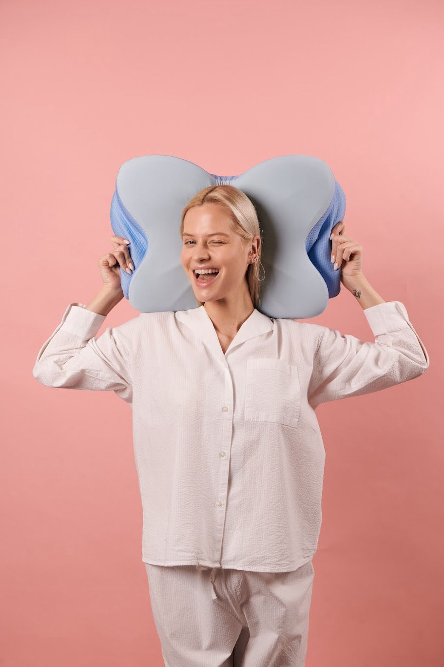 Derila_Ergo_Memory_Foam_Pillow